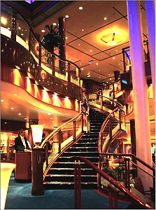 Queen Mary: Treppe