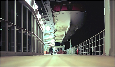 Queen Mary: Bootsdeck bei Nacht