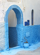 blauer Eingang